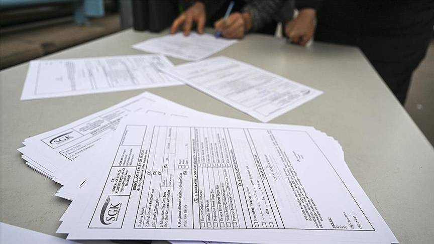 EYT’yi kaçıran dikkat: 200 bin TL’ye varan emeklilik avantajı için son fırsat! Yıl bitmeden başvuran kazanacak! 3